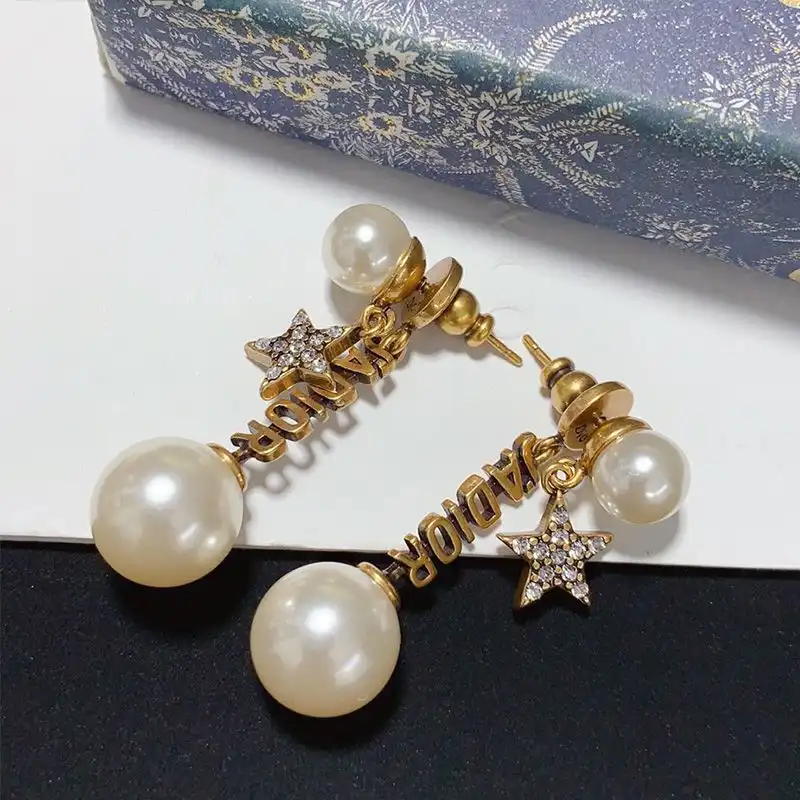 Cheap J'Adior Earrings Antique Metal, White Resin Pearls And White Crystals Gold 0123 Hot Sale