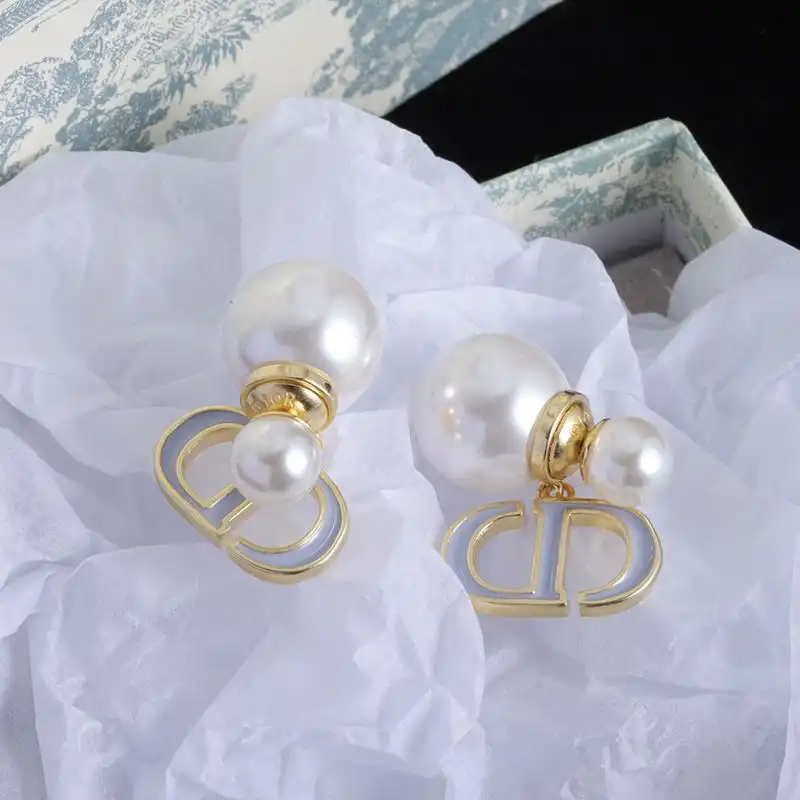 Cheap Dior Tribales Earrings Metal, Pearls and Lacquer Gold White 0205 Hot Sale