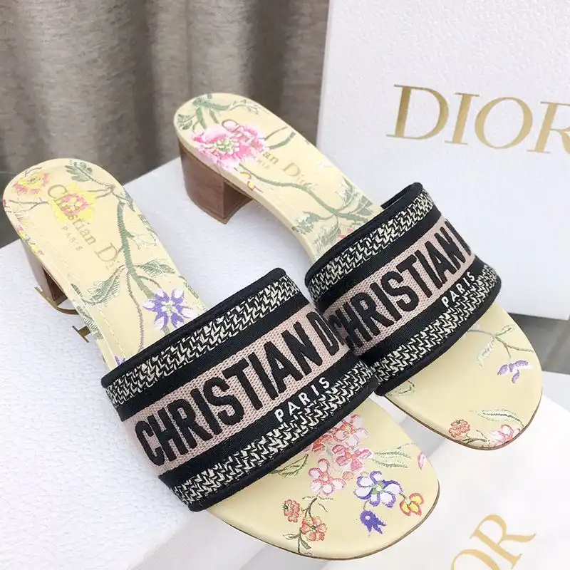 Cheap Christian Dior Dway Slides Women Petites Fleurs Motif Canvas Yellow 0204 Hot Sale