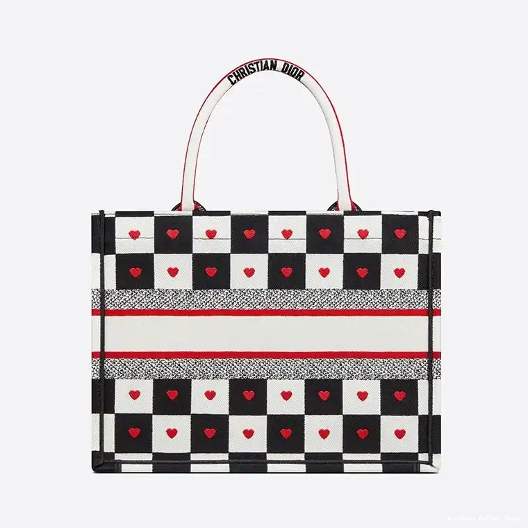 Cheap White D-Chess Black Dior Heart Canvas Book Tote Motif Dioramour 0209 Hot Sale