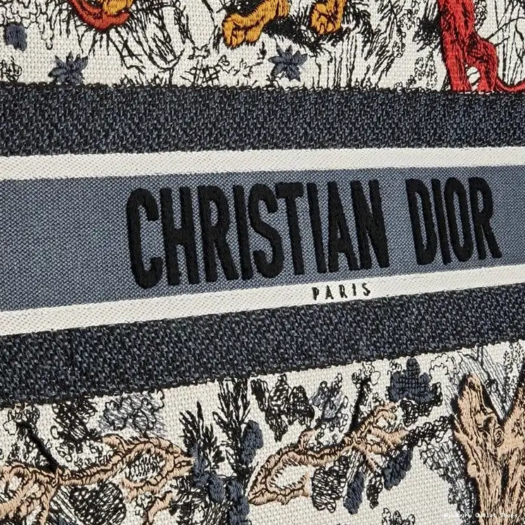 Cheap Tote Jouy Toile Dior Motif Canvas Book Tiger De 0321 Hot Sale